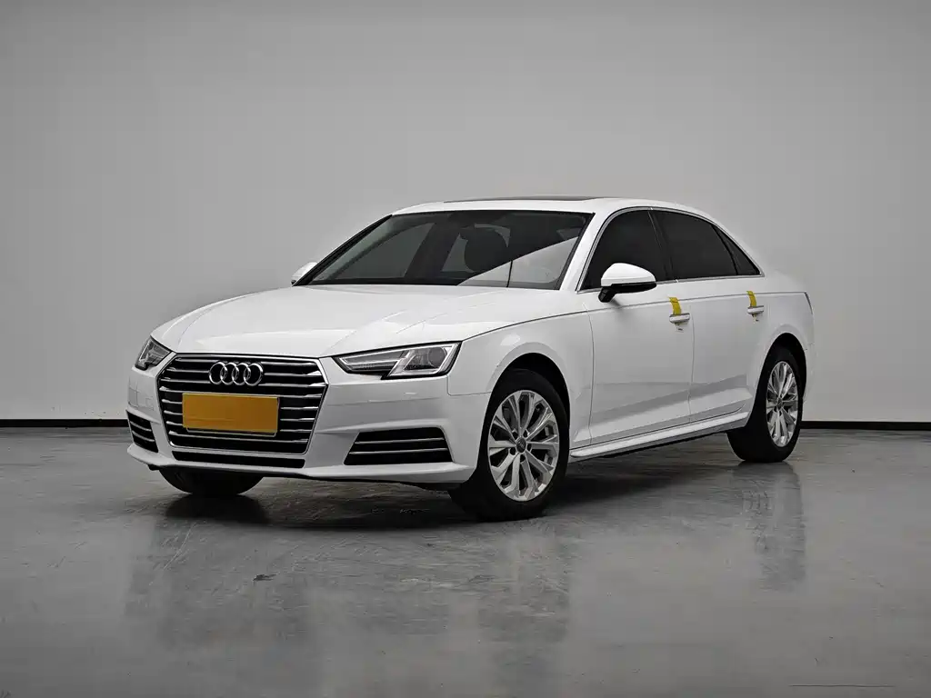 Audi A4L 2017 — фото 1