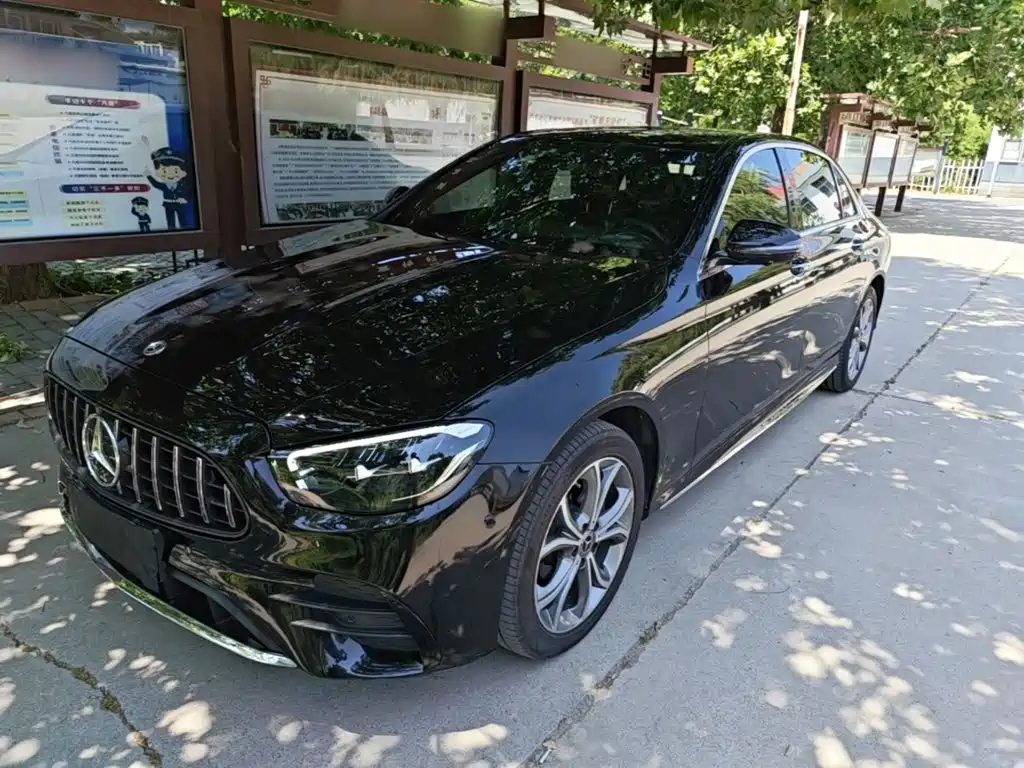 Mercedes-Benz E-Class 2021