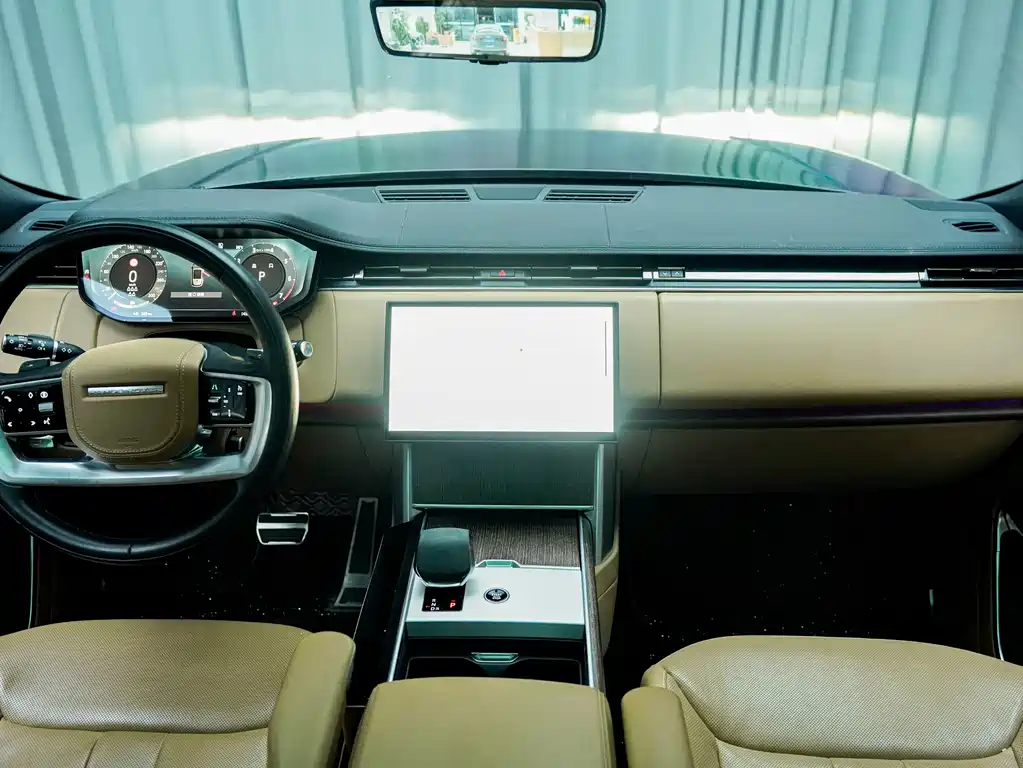 Land Rover Range Rover 2024 — фото 10