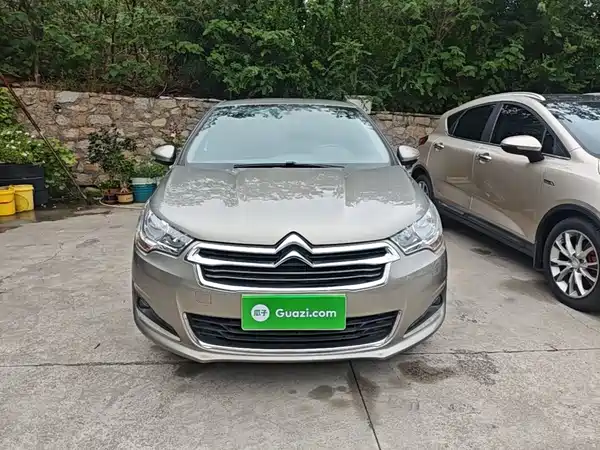 Citroën C4L 2015