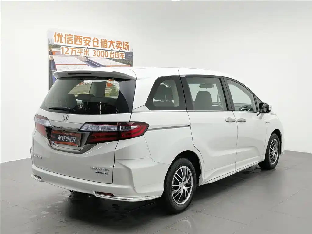 Honda Odyssey 2019 — фото 2