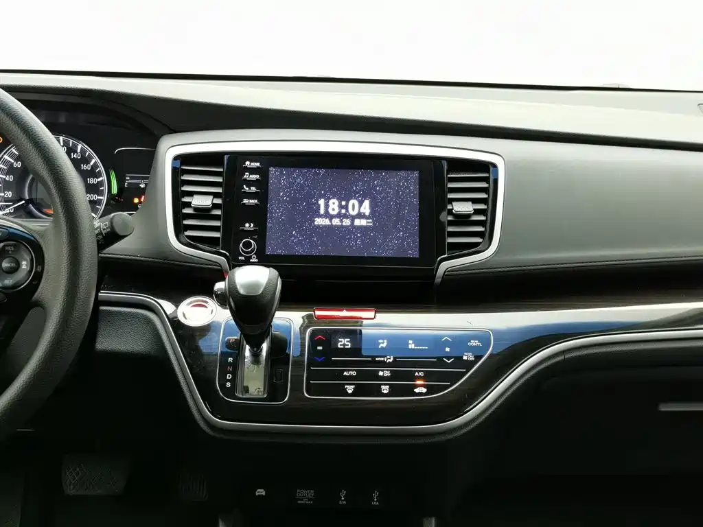 Honda Odyssey 2019 — фото 12