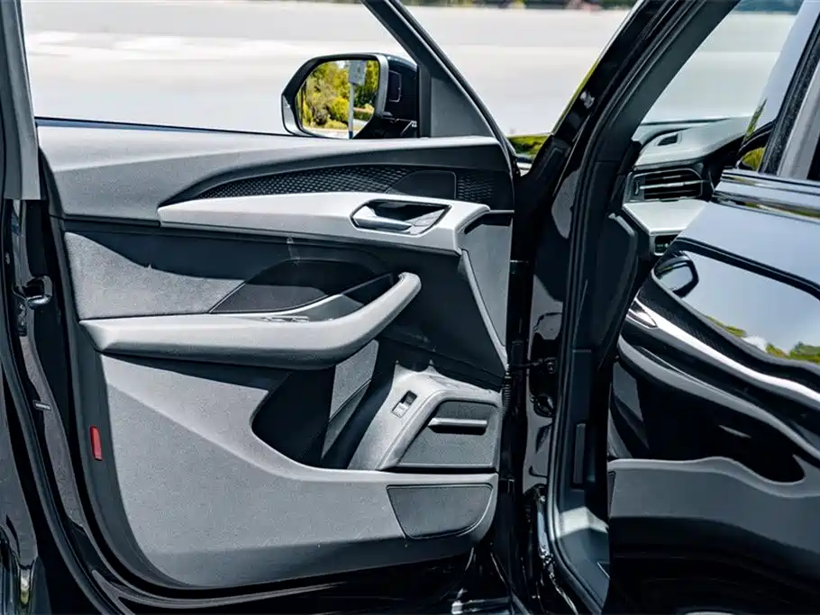 Audi Q6 2023 — фото 17