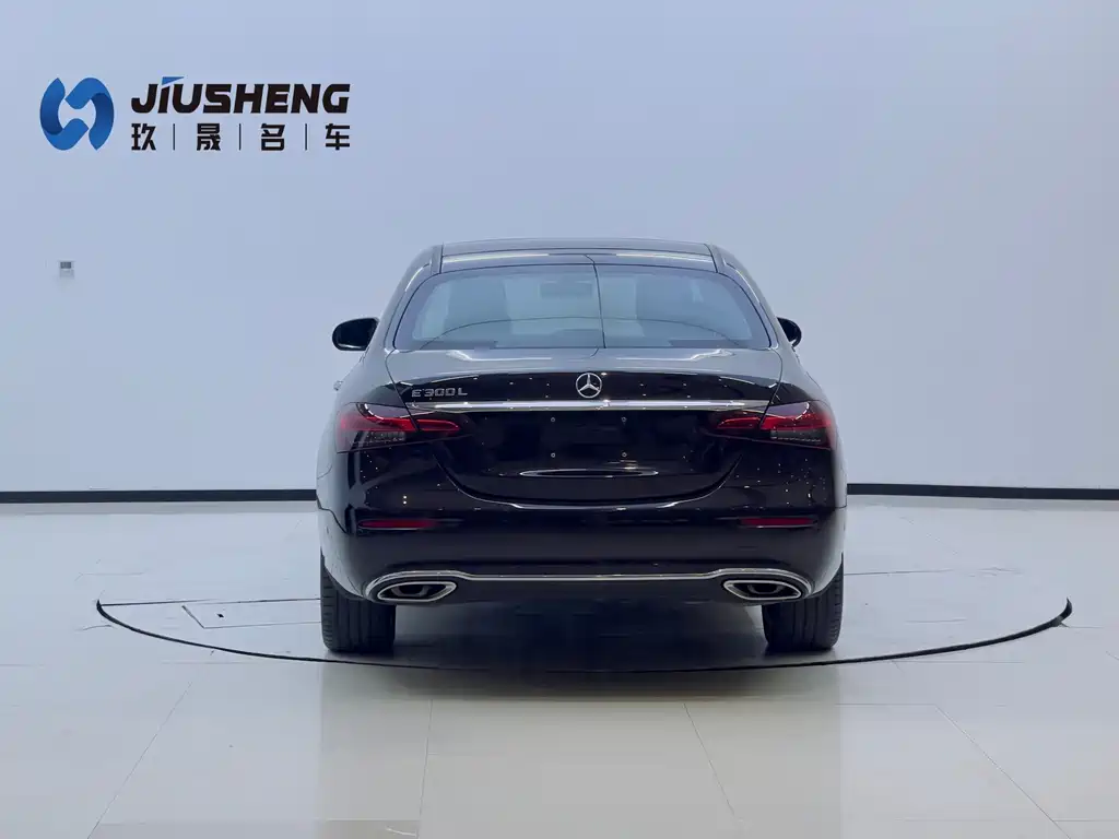 Mercedes-Benz E-Class 2023