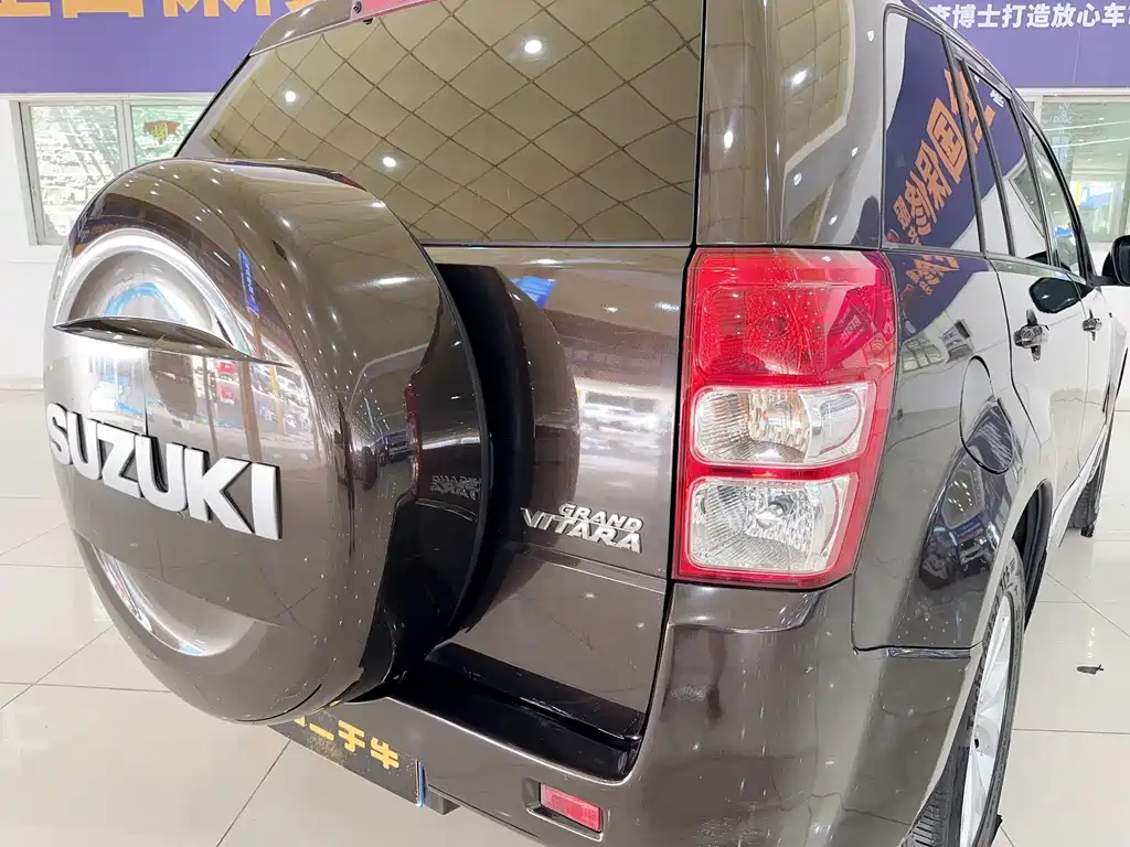 Suzuki Grand Vitara 2014 — фото 18