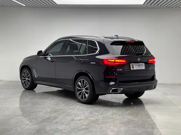 BMW X5 2023