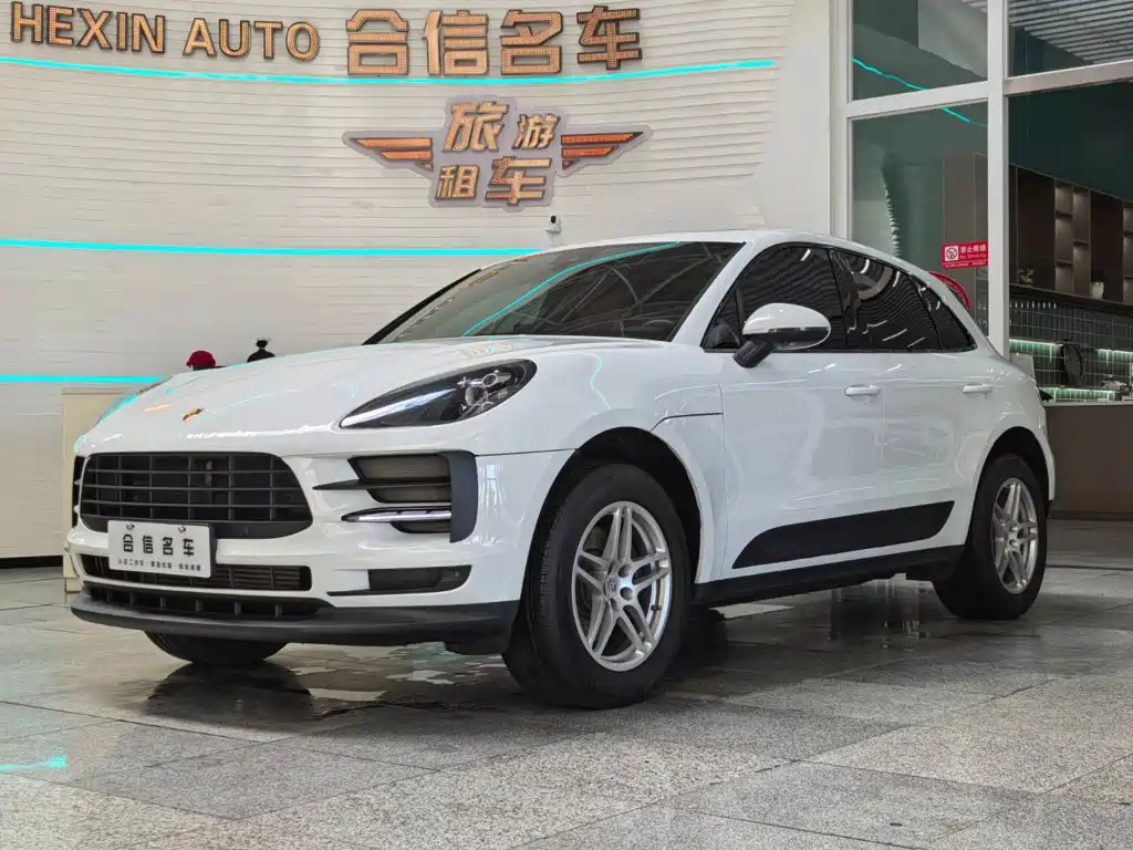 Porsche Macan 2020 — фото 1