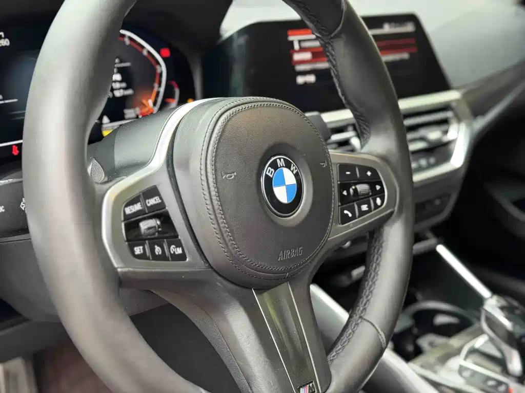BMW 3 Series 2021 — фото 14