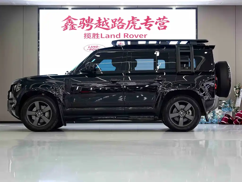 Land Rover Defender 2025 — фото 4