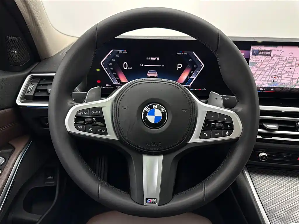 BMW 3 Series 2023 — фото 10