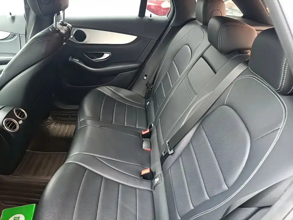 Mercedes-Benz GLC 2016 — фото 17