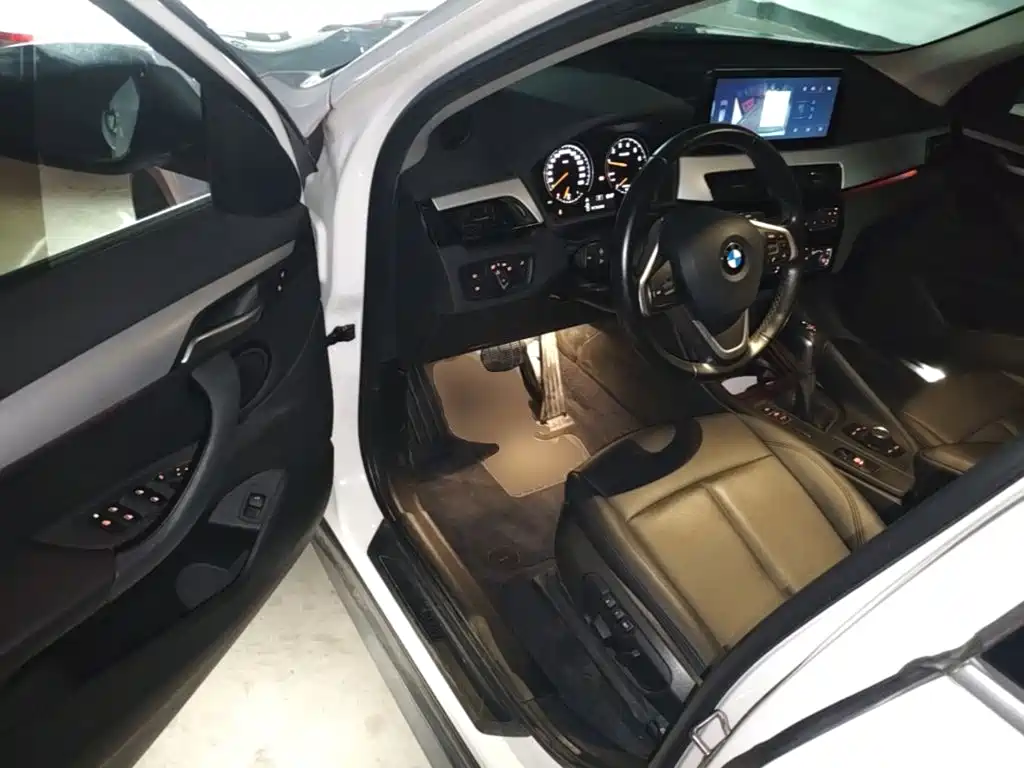 BMW X1 2019 — фото 16