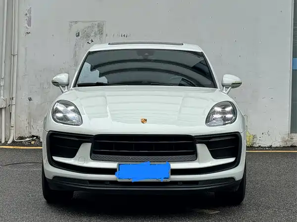Porsche Macan 2024