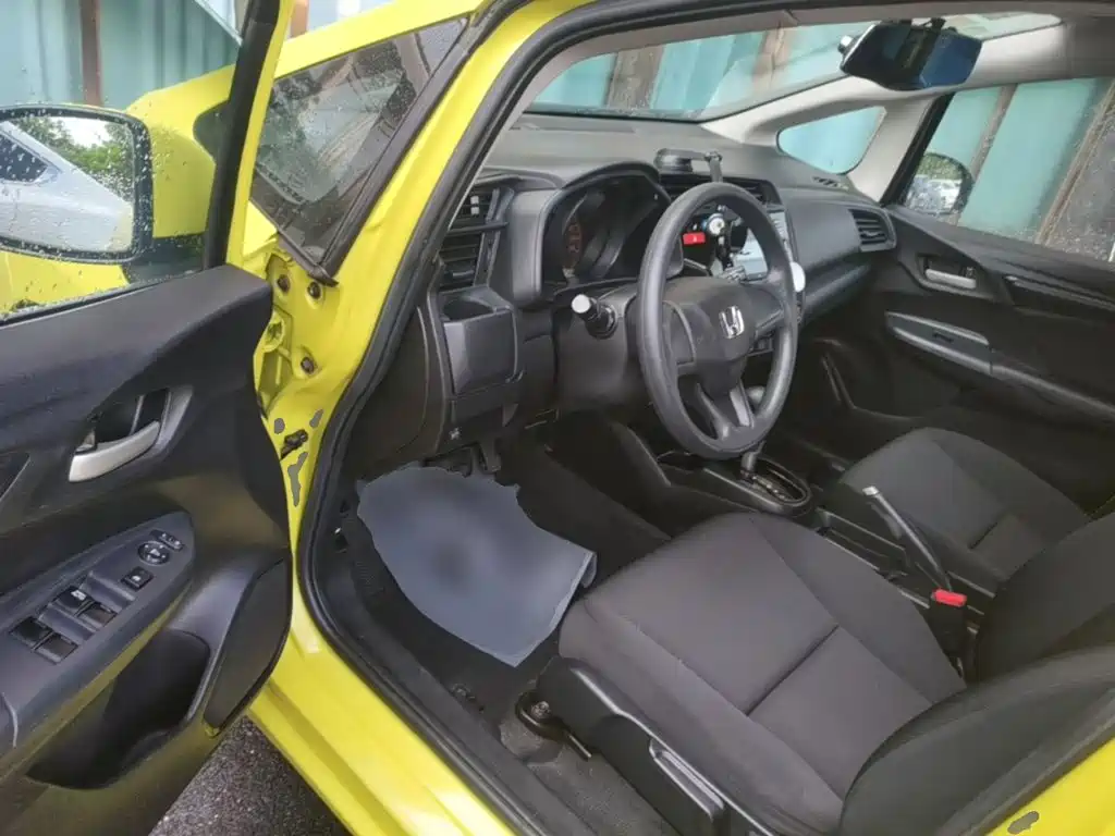 Honda Fit 2016 — фото 16