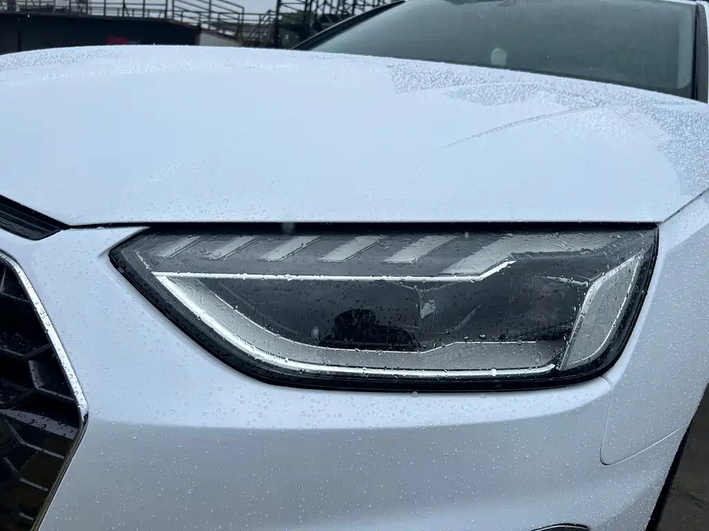 Audi A4L 2021