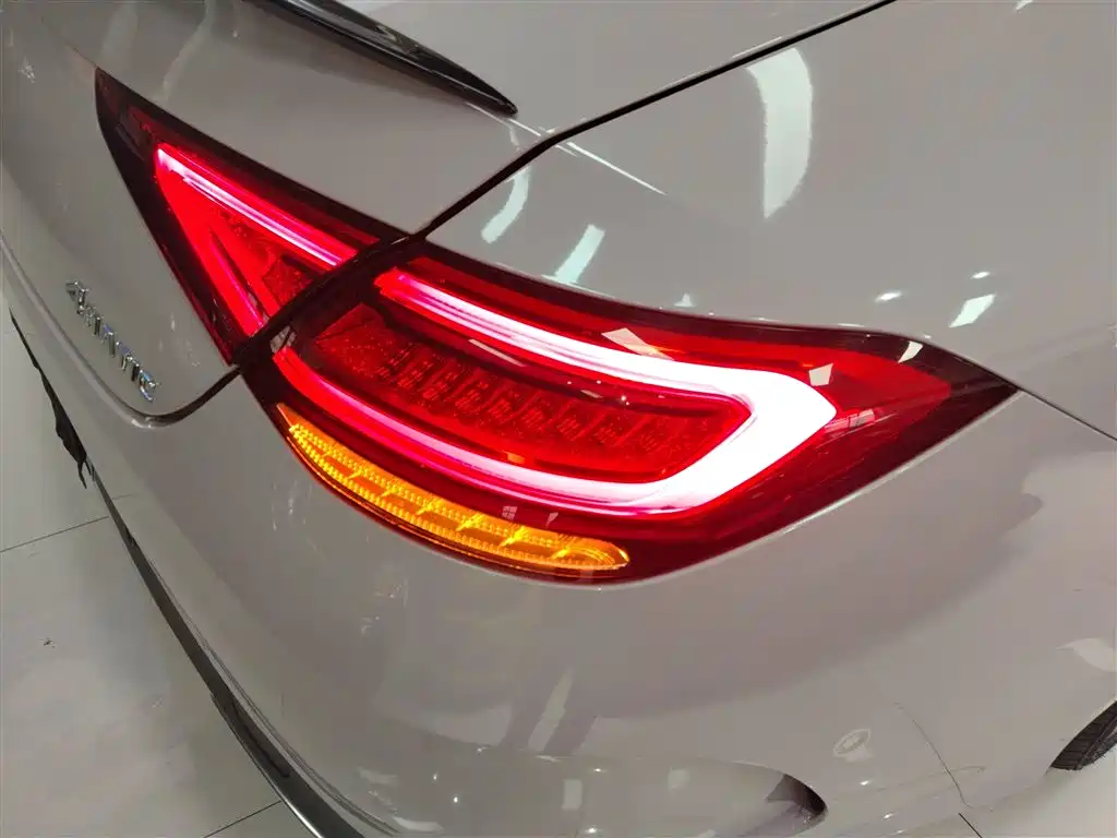 Mercedes-Benz CLS 2020 — фото 23