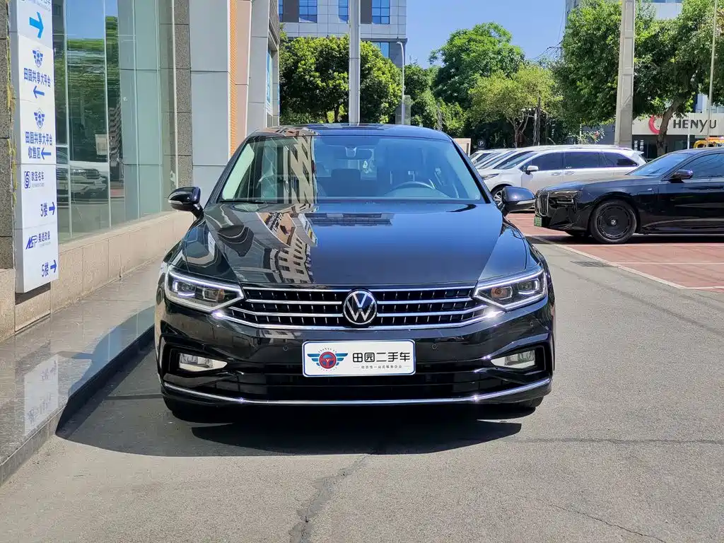 Volkswagen Magotan 2023