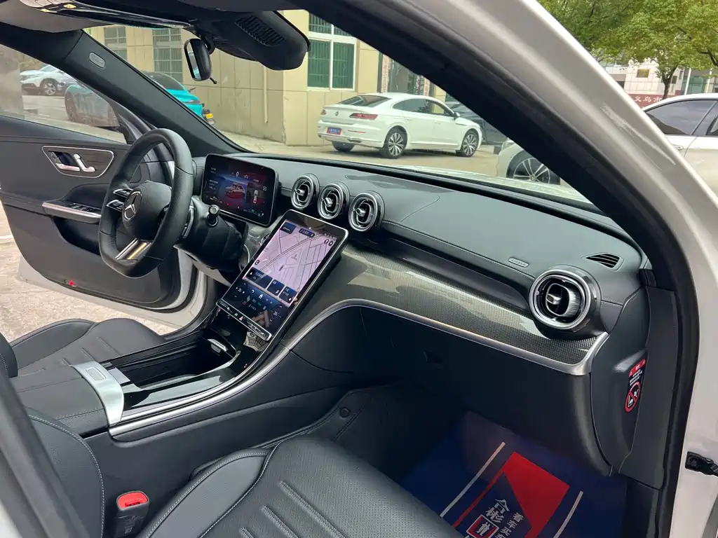 Mercedes-Benz C-Class 2022 — фото 15