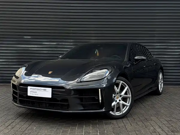 Porsche Panamera 2024