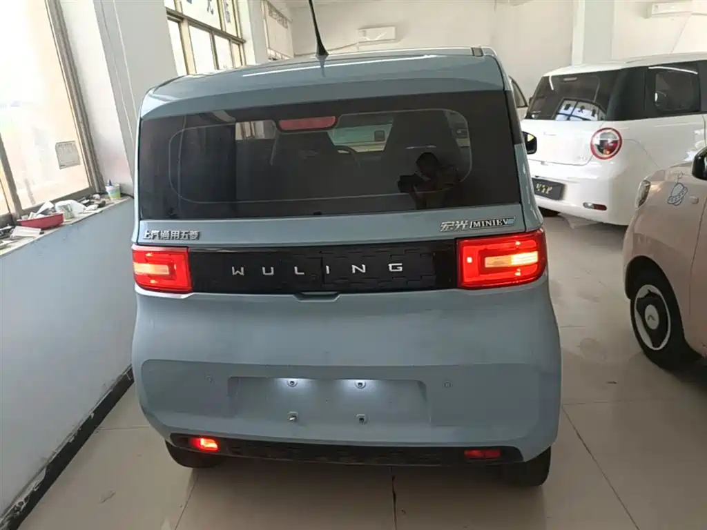 Wuling MINIEV 2021 — фото 6