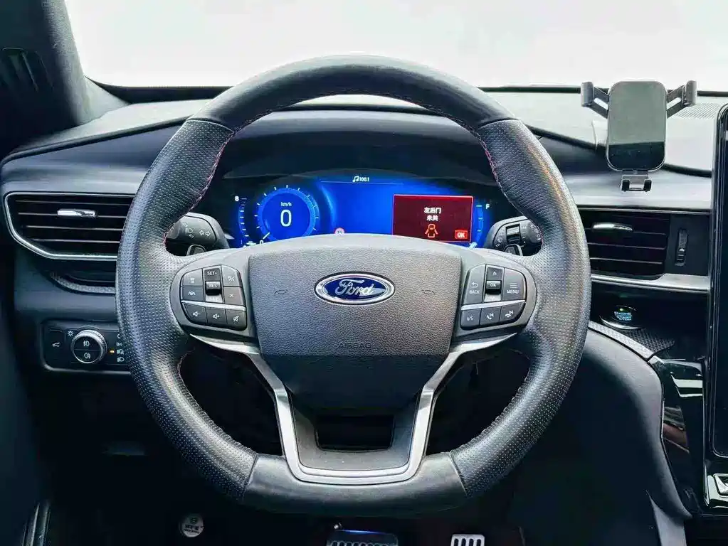 Ford Explorer 2020 — фото 12