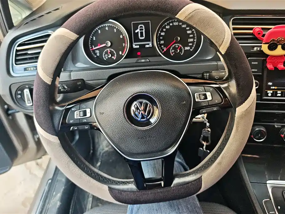 Volkswagen Golf 2018 — фото 15