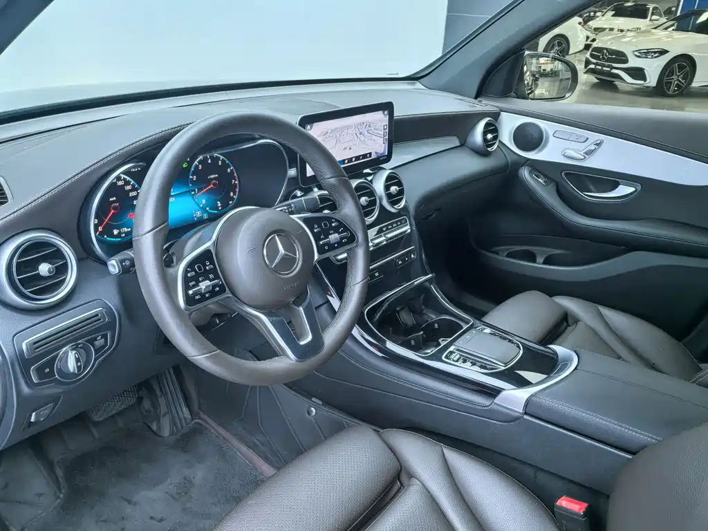Mercedes-Benz GLC 2021 — фото 12