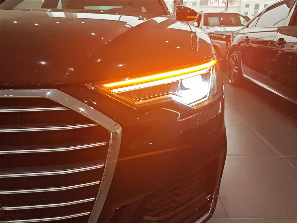 Audi A6L 2022 — фото 18