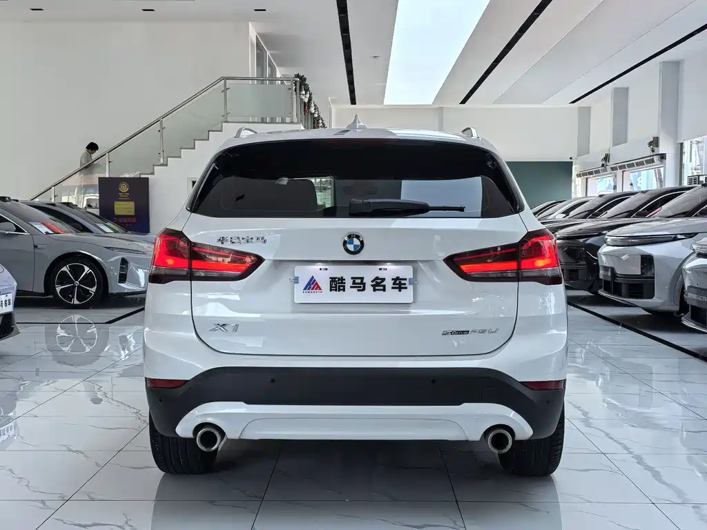 BMW X1 2021 — фото 14