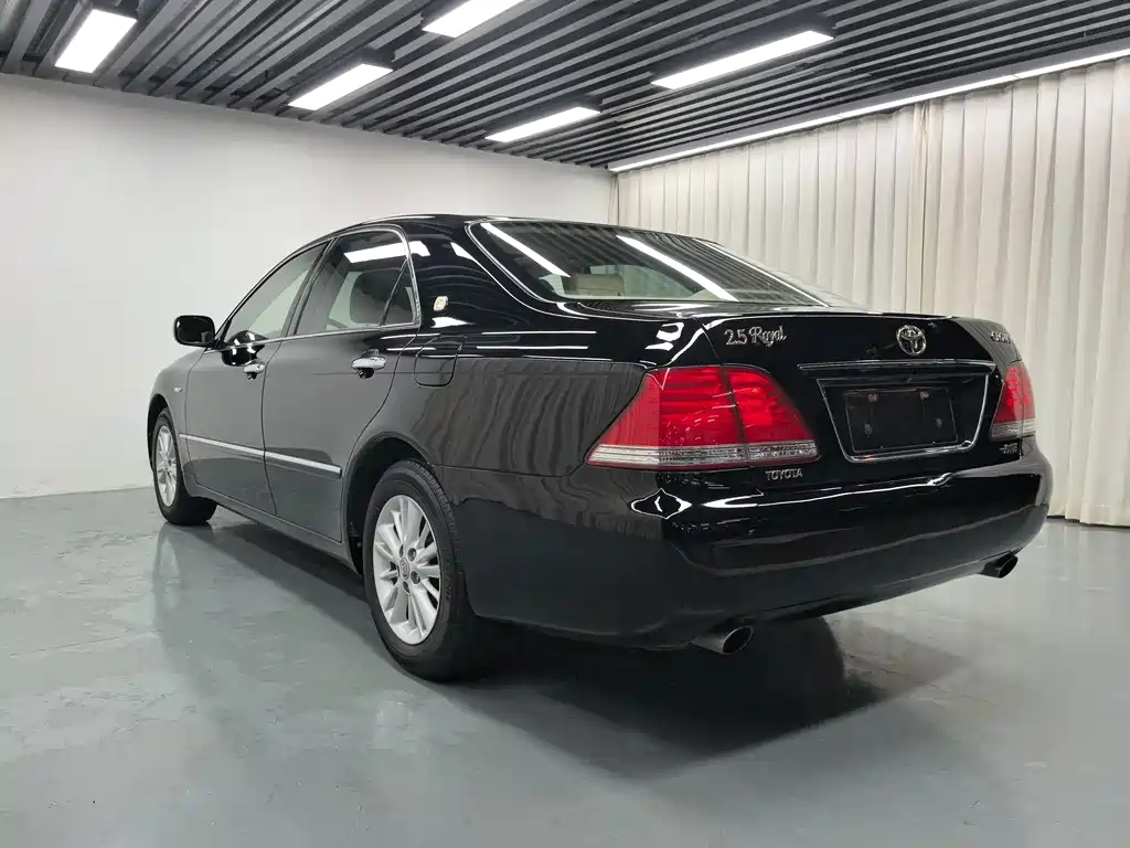 Toyota Crown 2008 — фото 14