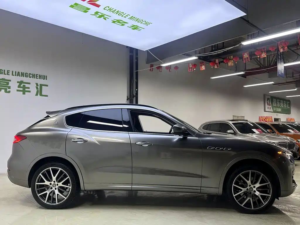 Maserati Levante 2018 — фото 5