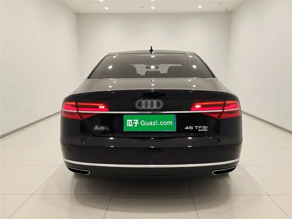 Audi A8 2015 — фото 6