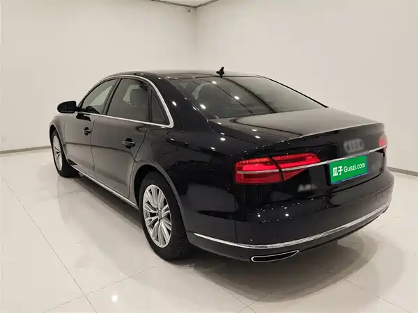 Audi A8 2014