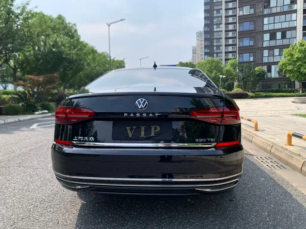 Volkswagen Passat 2021