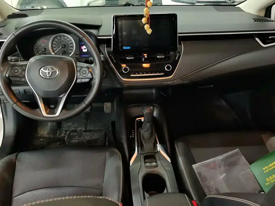 Toyota Corolla 2021 — фото 12