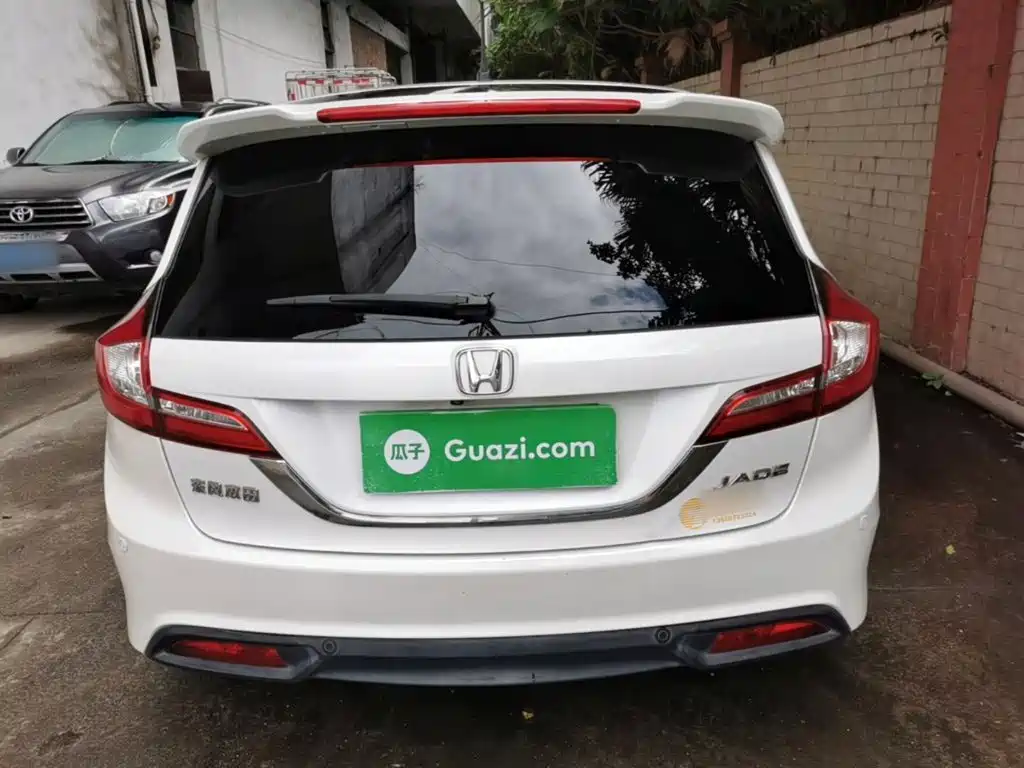 Honda Jade 2016 — фото 6