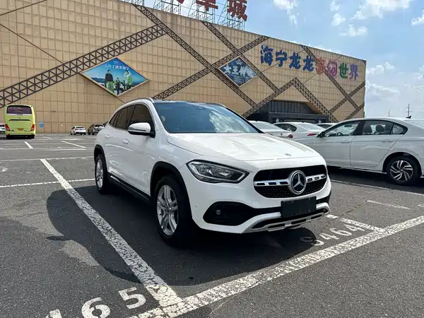 Mercedes-Benz GLA 2022