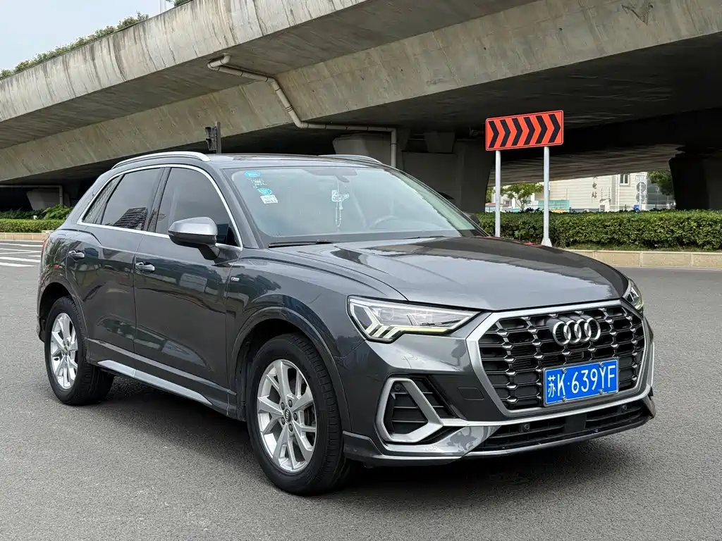 Audi Q3 2019 — фото 3