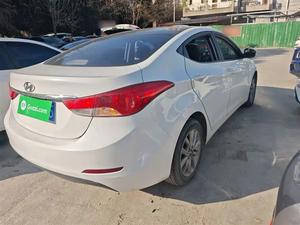 Hyundai Elantra Langdong 2016 — фото 7