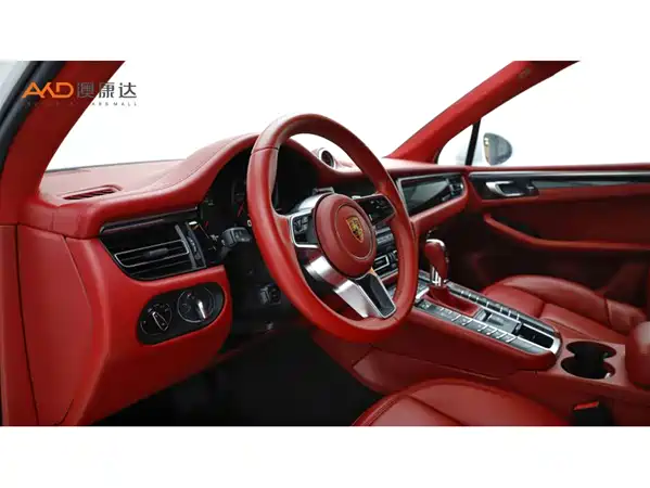 Porsche Macan 2021