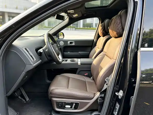 Li Auto L8 2023