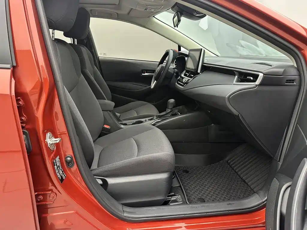 Toyota Corolla 2019 — фото 14