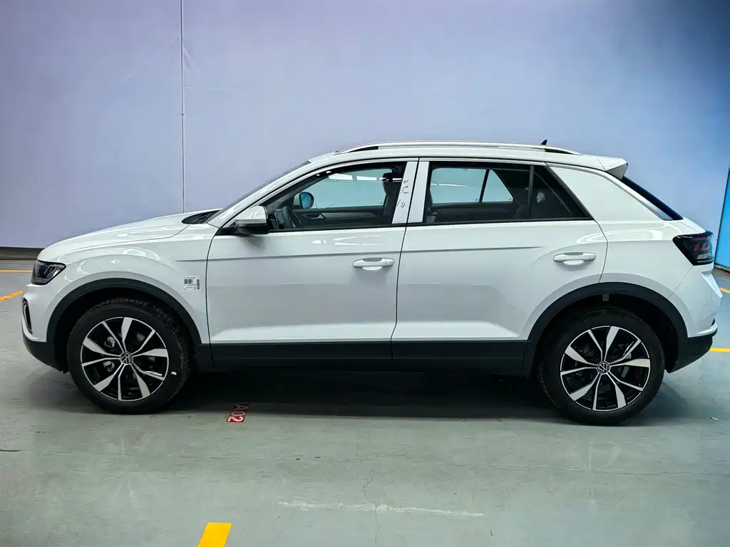 Volkswagen T-Roc 2026 — фото 9