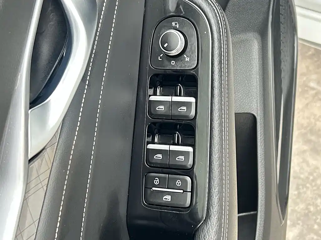 Geely Xingrui 2021 — фото 12