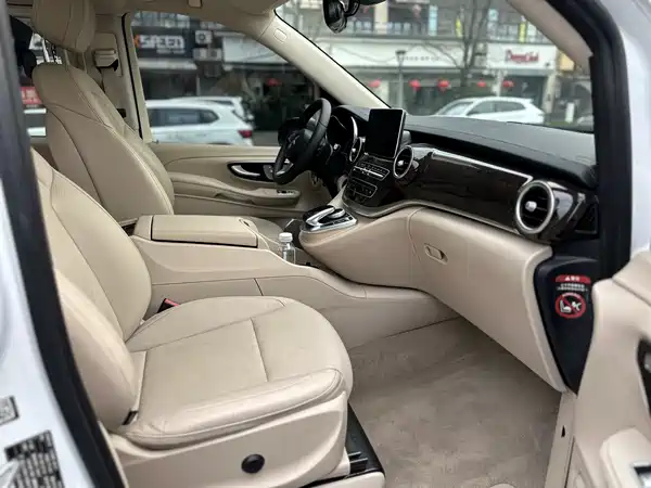 Mercedes-Benz V-Class 2017