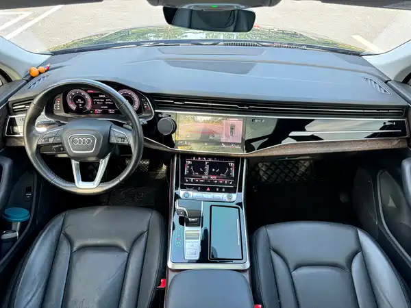 Audi Q7 2021