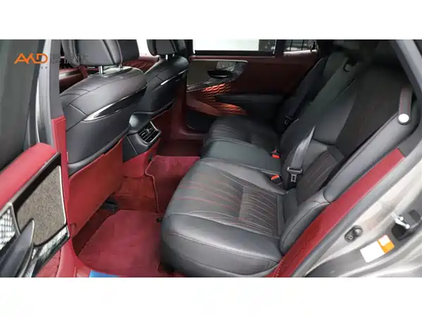 Lexus LS 2020