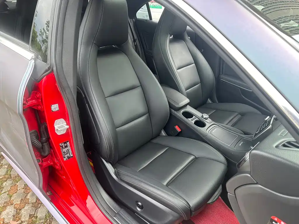 Mercedes-Benz CLA 2017 — фото 18