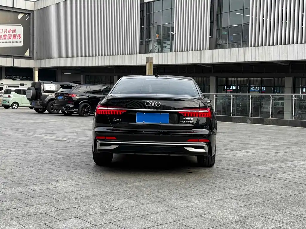 Audi A6L 2023 — фото 7