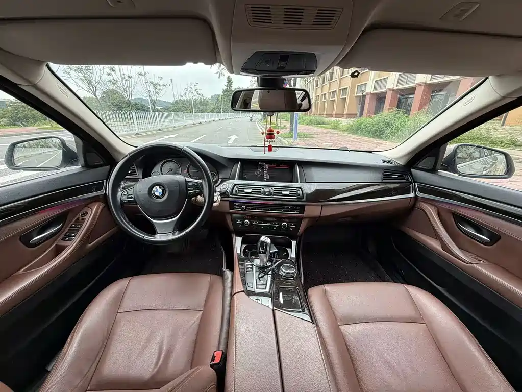 BMW 5 Series 2016